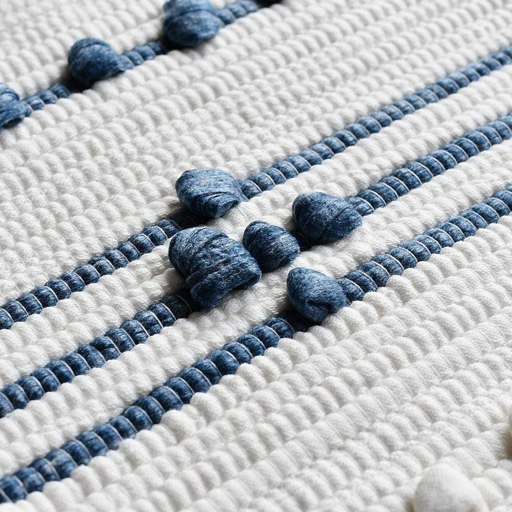 Bathroom Rug 28x20" White & Blue