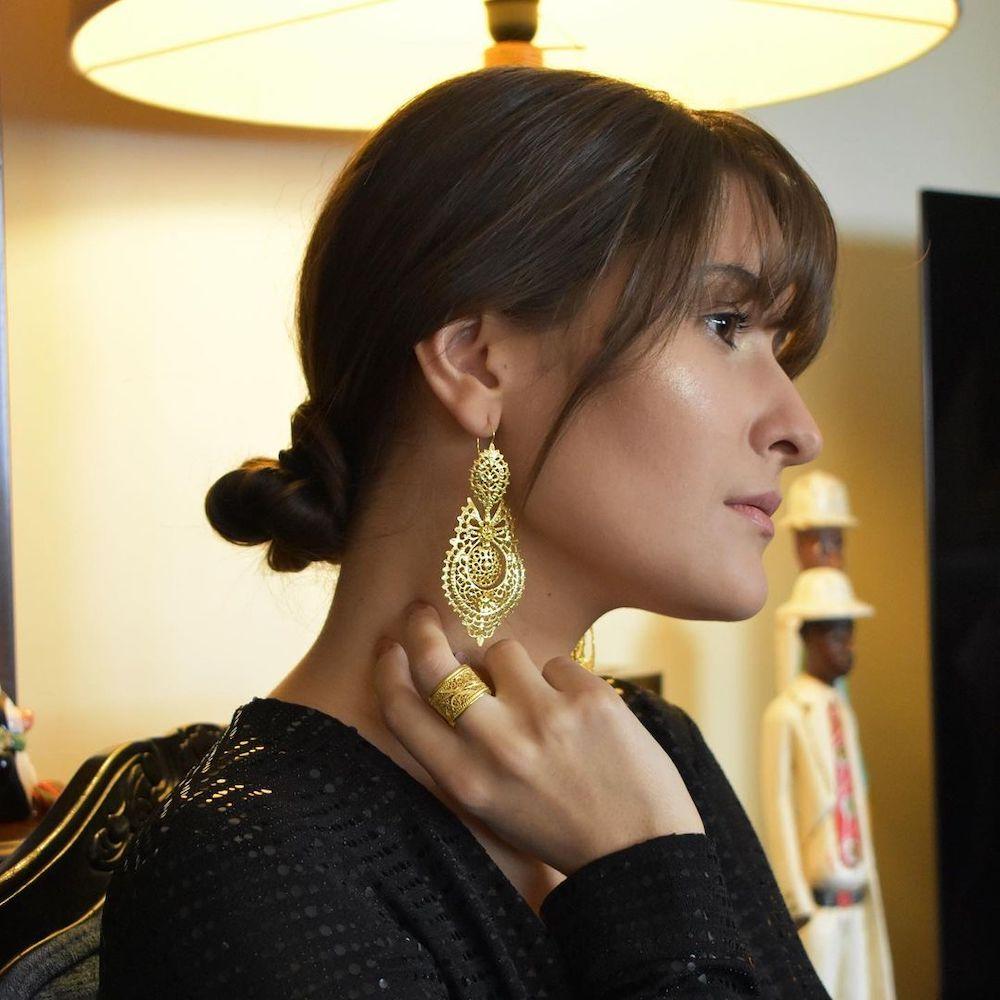 Brincos À Rainha I Gold-plated Silver Earrings 1.8 oz - 2.6''