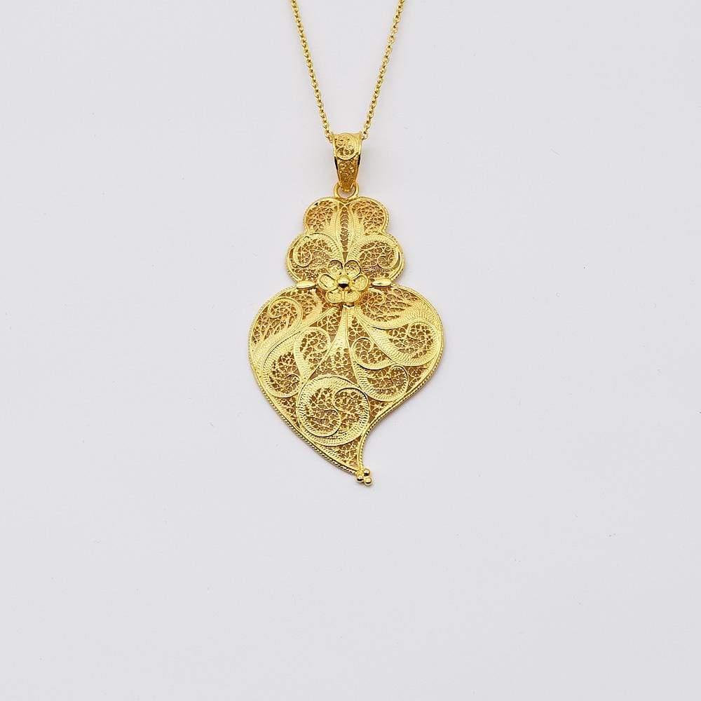 Coração de Viana I Gold-plated Filigree Pendant 0.3 oz - 2.4''