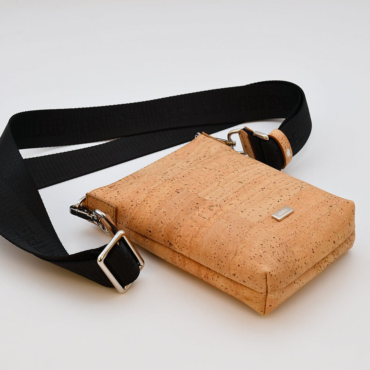 Cork Crossbody Pouch - Natural