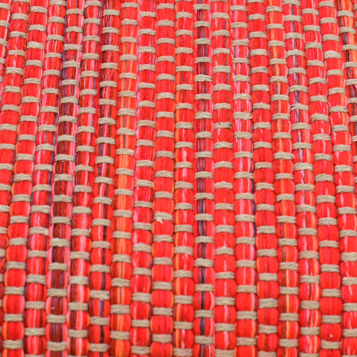 Handcrafted Mixed Fiber Rug – Red
