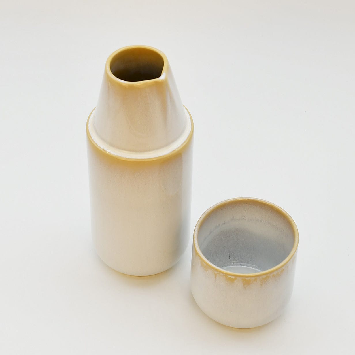 Amazonia I Stoneware Bottle and Cup - White