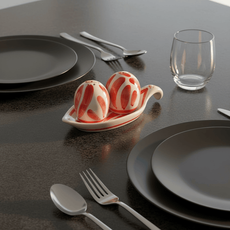 Andorinha I Ceramic Salt and Pepper Dispenser - Red