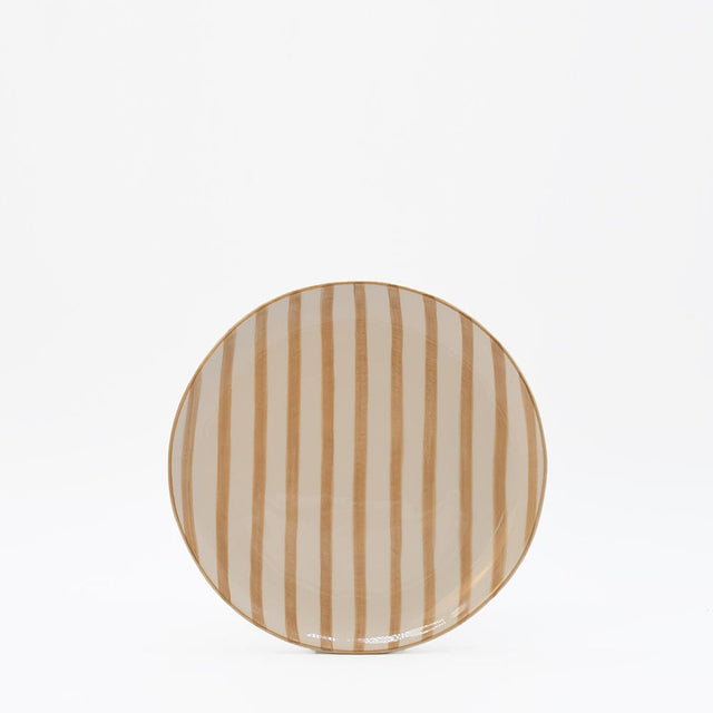 Assiette en porcelaine portugaise rayée marron et blanc Assiette rayée "Costa Nova Mar" 20cm - Moka