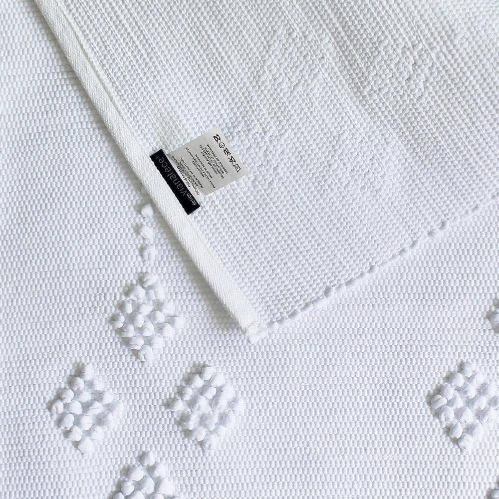 Bathroom Rug 27x20'' - White