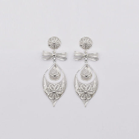 Brincos À Princesa I Silver Filigree Earrings 0.9 oz - 3.5"
