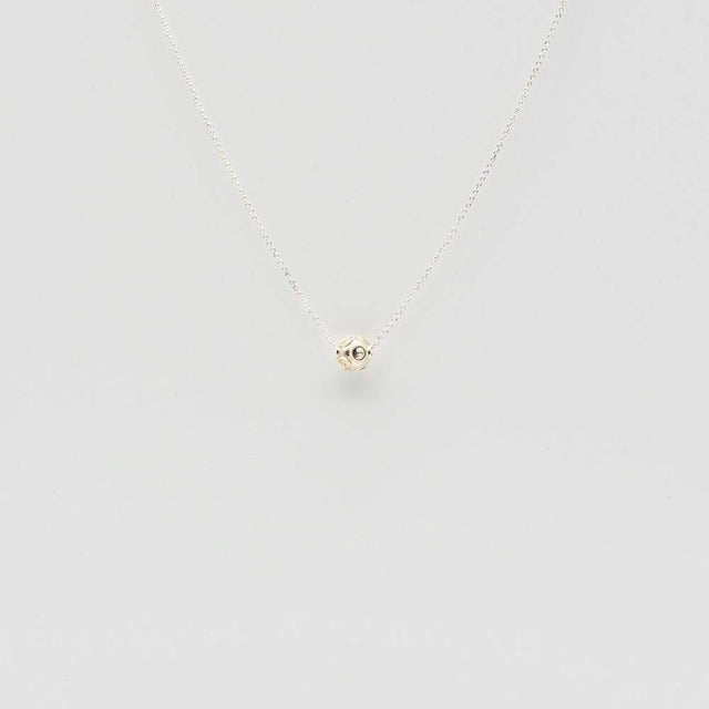 Conta de Viana I Silver Necklace 0.1 oz