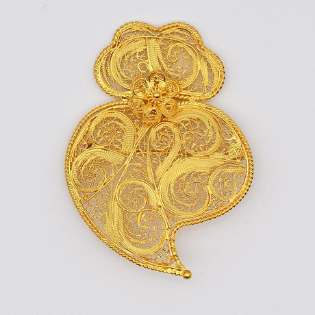 Coração de Viana I Gold-plated Silver Filigree Pin 0.4 oz - 2.4"