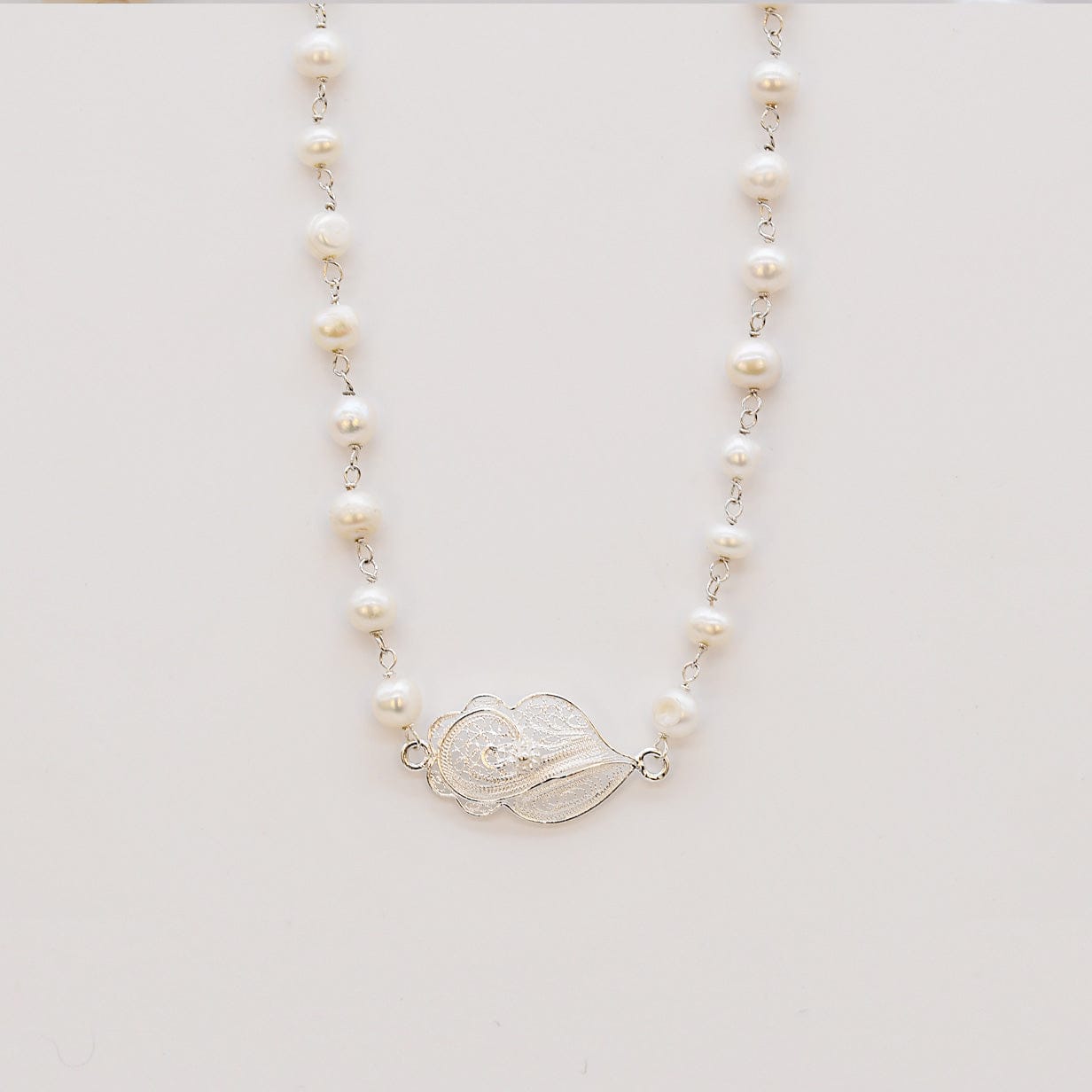 Coração de Viana I Pearl Necklace