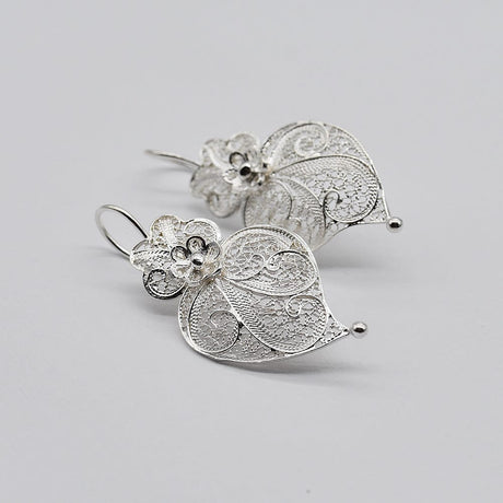 Coração de Viana I Silver Filigree Earrings 0.2 oz - 1,4"