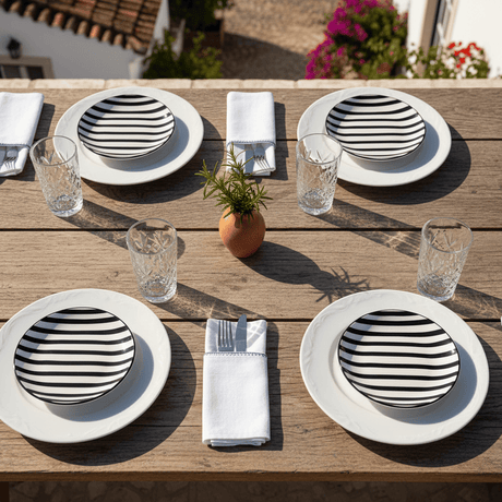 Costa Nova Mar I Striped Ceramic Plate 5.9'' - Black