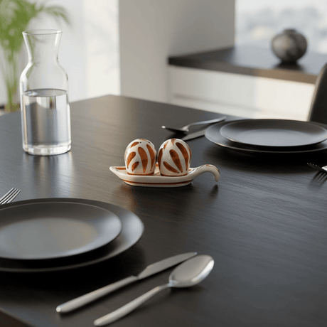 Andorinha I Ceramic Salt and Pepper Dispenser - Terracotta