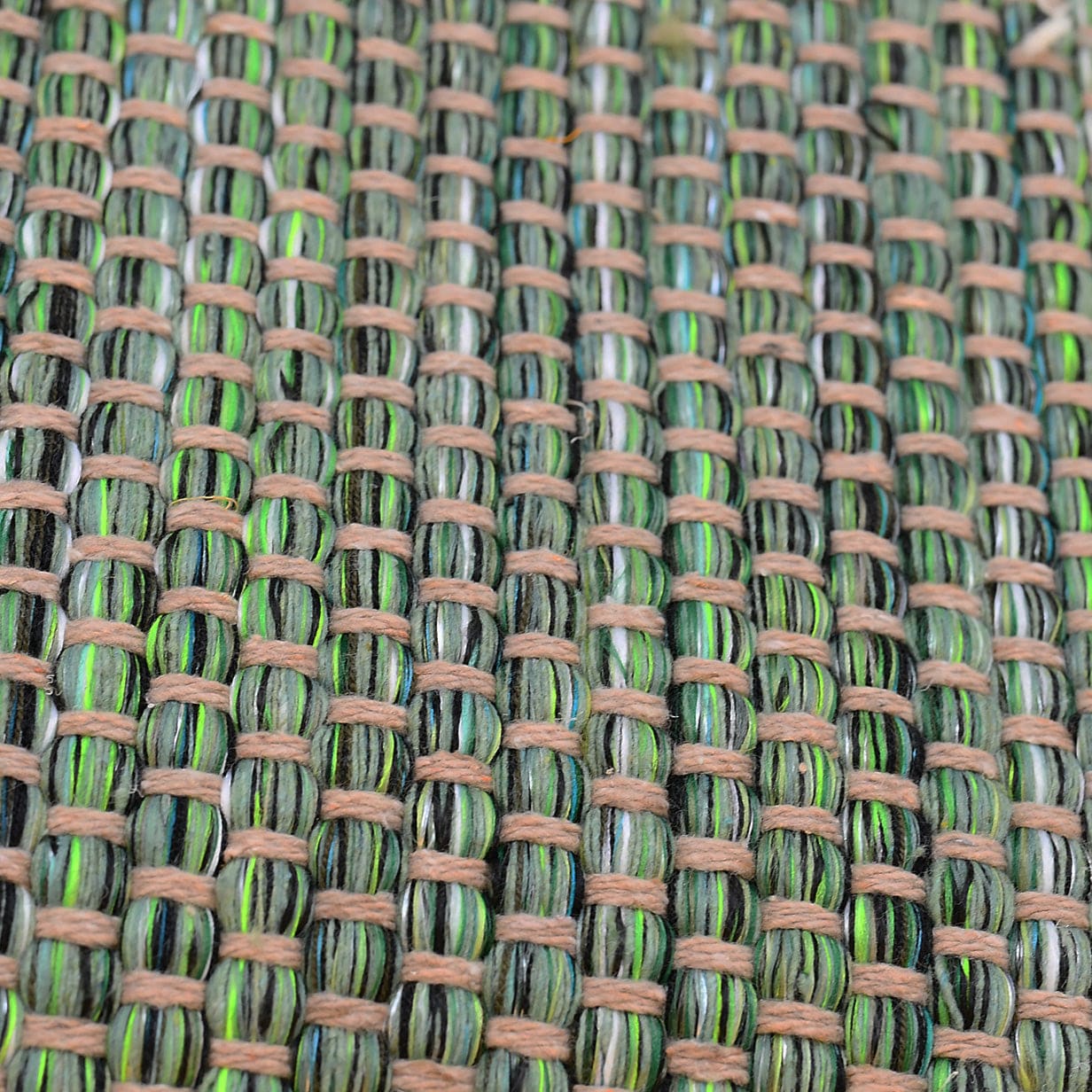 Handcrafted Mixed Fiber Rug – Green