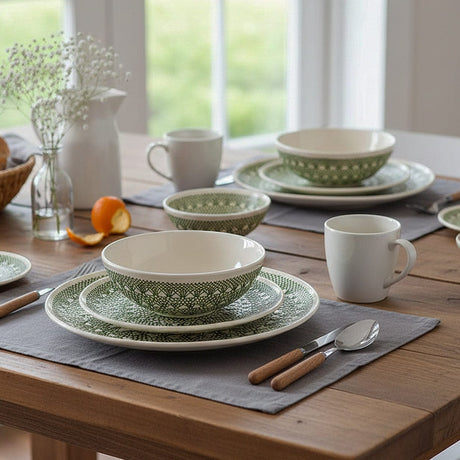 Renda I Handmade Ceramic Dinner Plate - Green