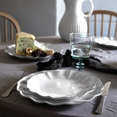 Rosa I Fine Stoneware Starter Plate - White