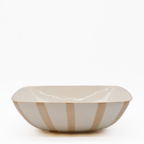Saladier rayé moka et blanc I Vaisselle du Portugal en ligne Saladier rayé "Costa Nova Mar" 28cm - Moka