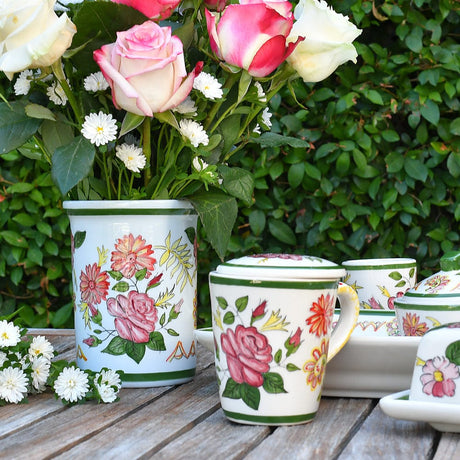Viana I Hand-painted Ceramic Lidded Mug