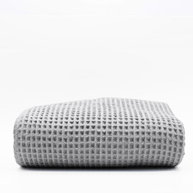 Waffle I Fringed Cotton Blanket - Light Grey