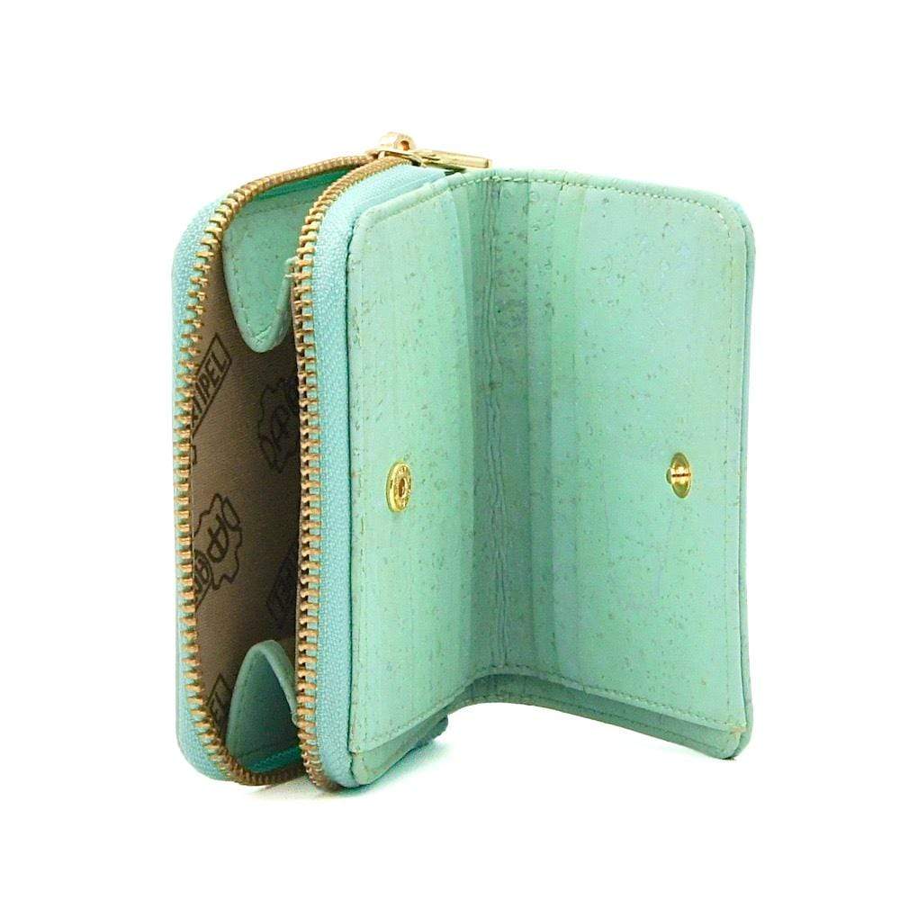 Cork wallet I Soft Green from Portugal